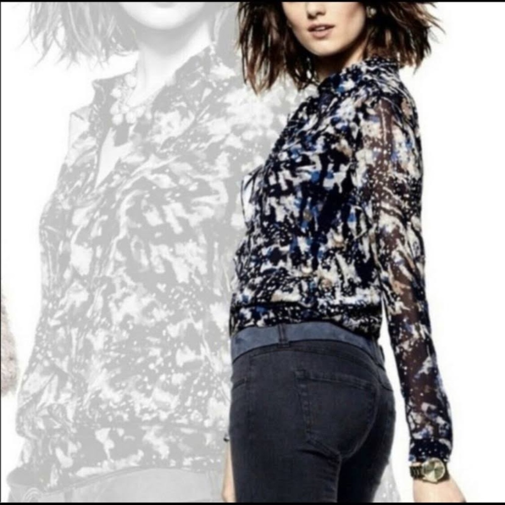 Cabi Starry Night Ruffle Front Blouse - M